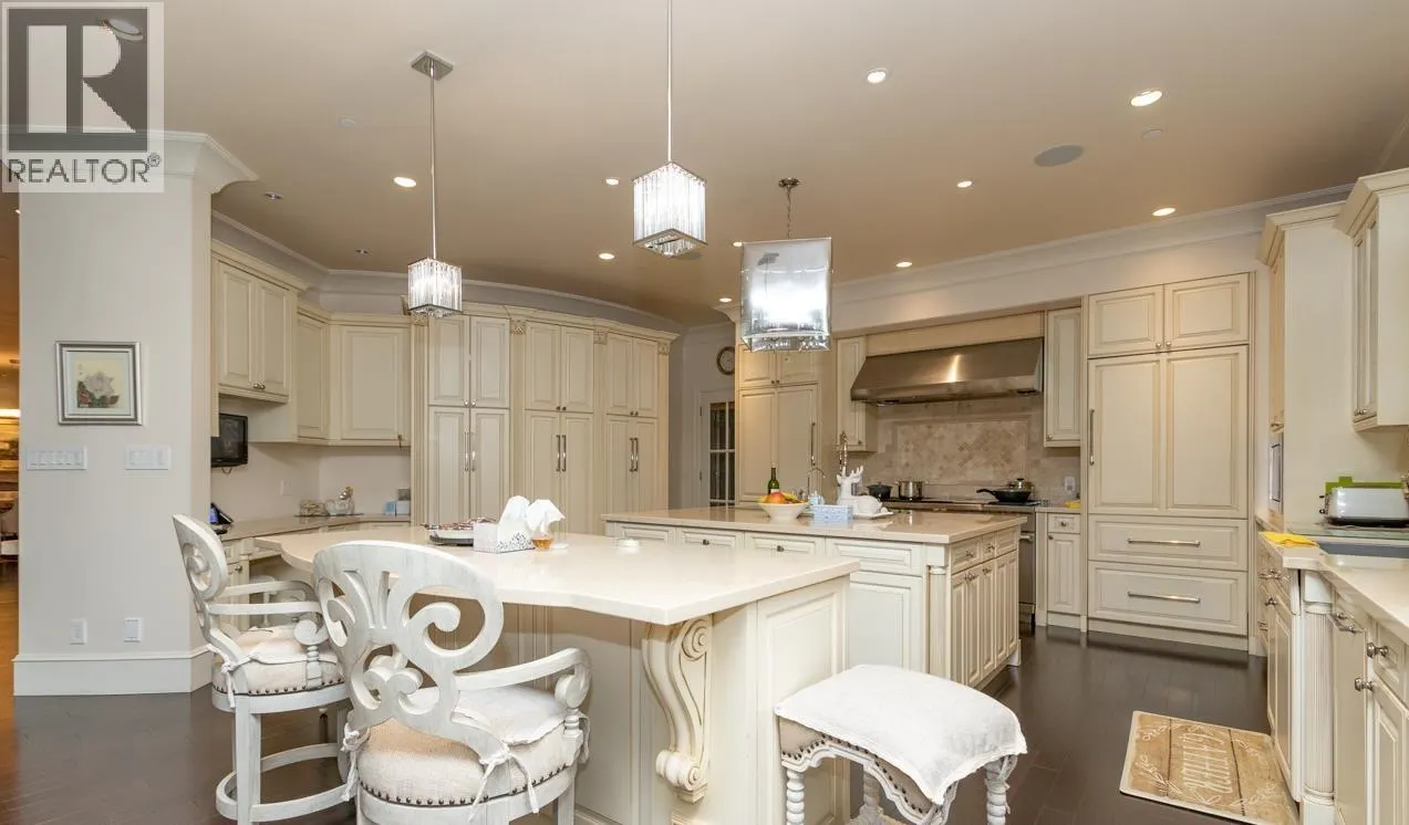 6089 GLENEAGLES DRIVE