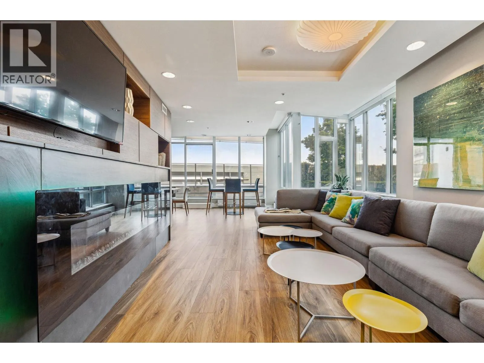 2007 488 SW MARINE DRIVE