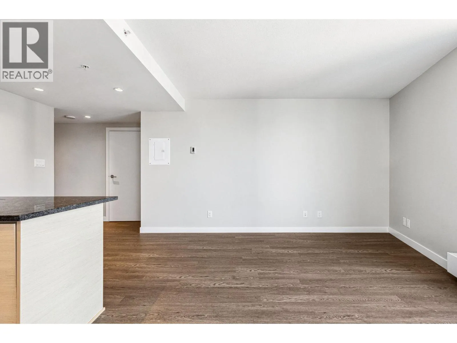 2007 488 SW MARINE DRIVE