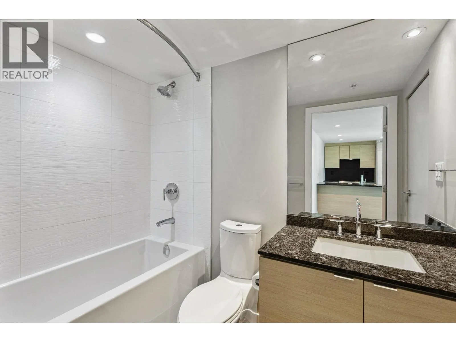 2007 488 SW MARINE DRIVE