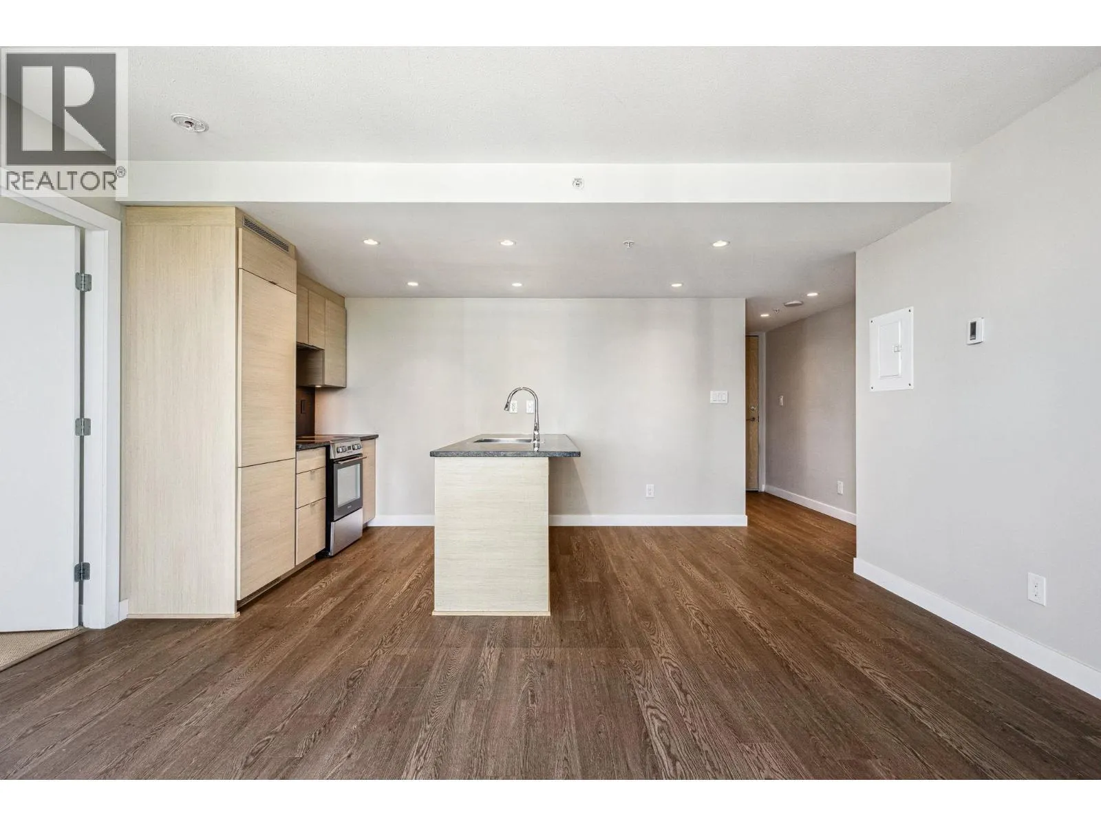 2007 488 SW MARINE DRIVE