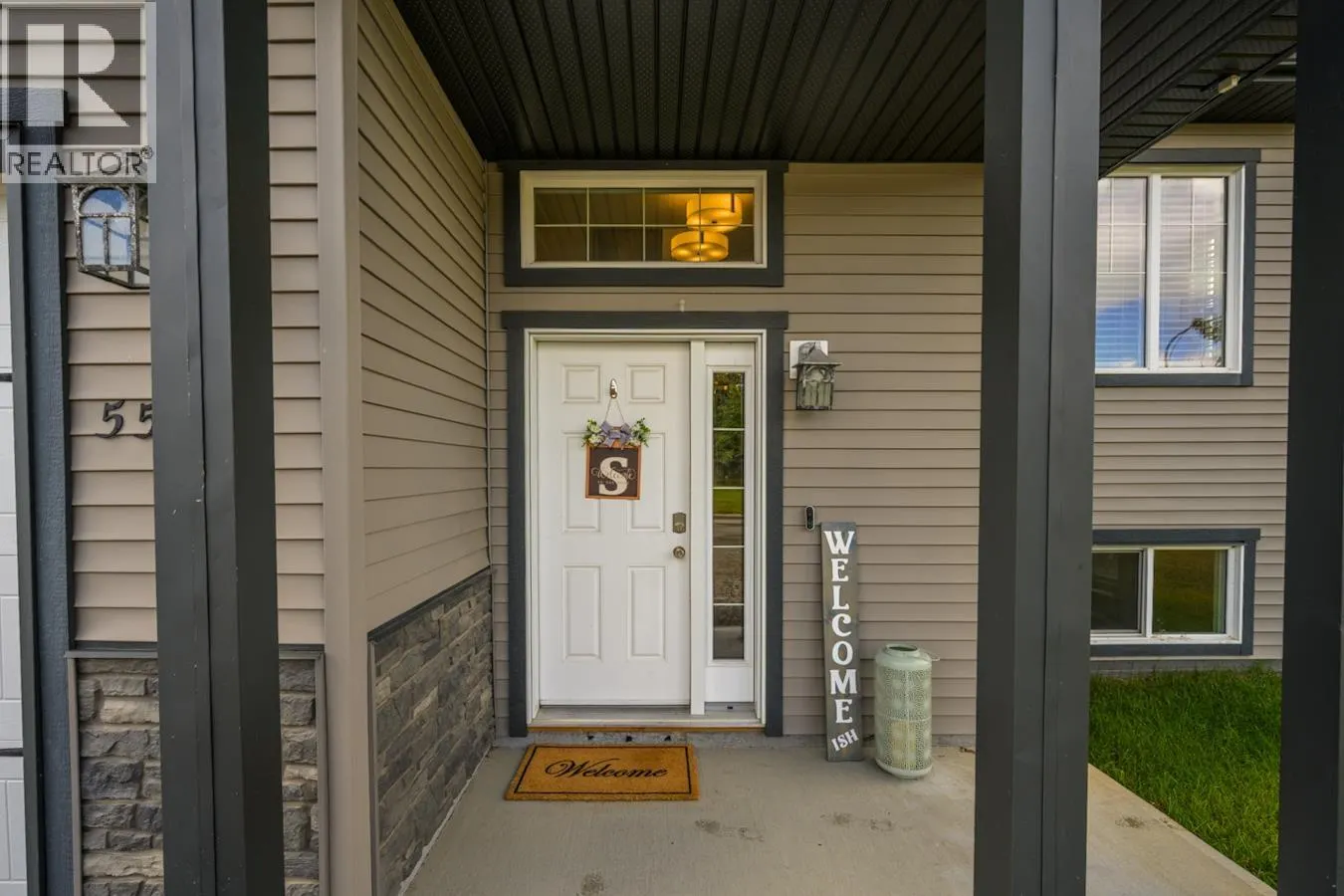 5591 WOODVALLEY DRIVE