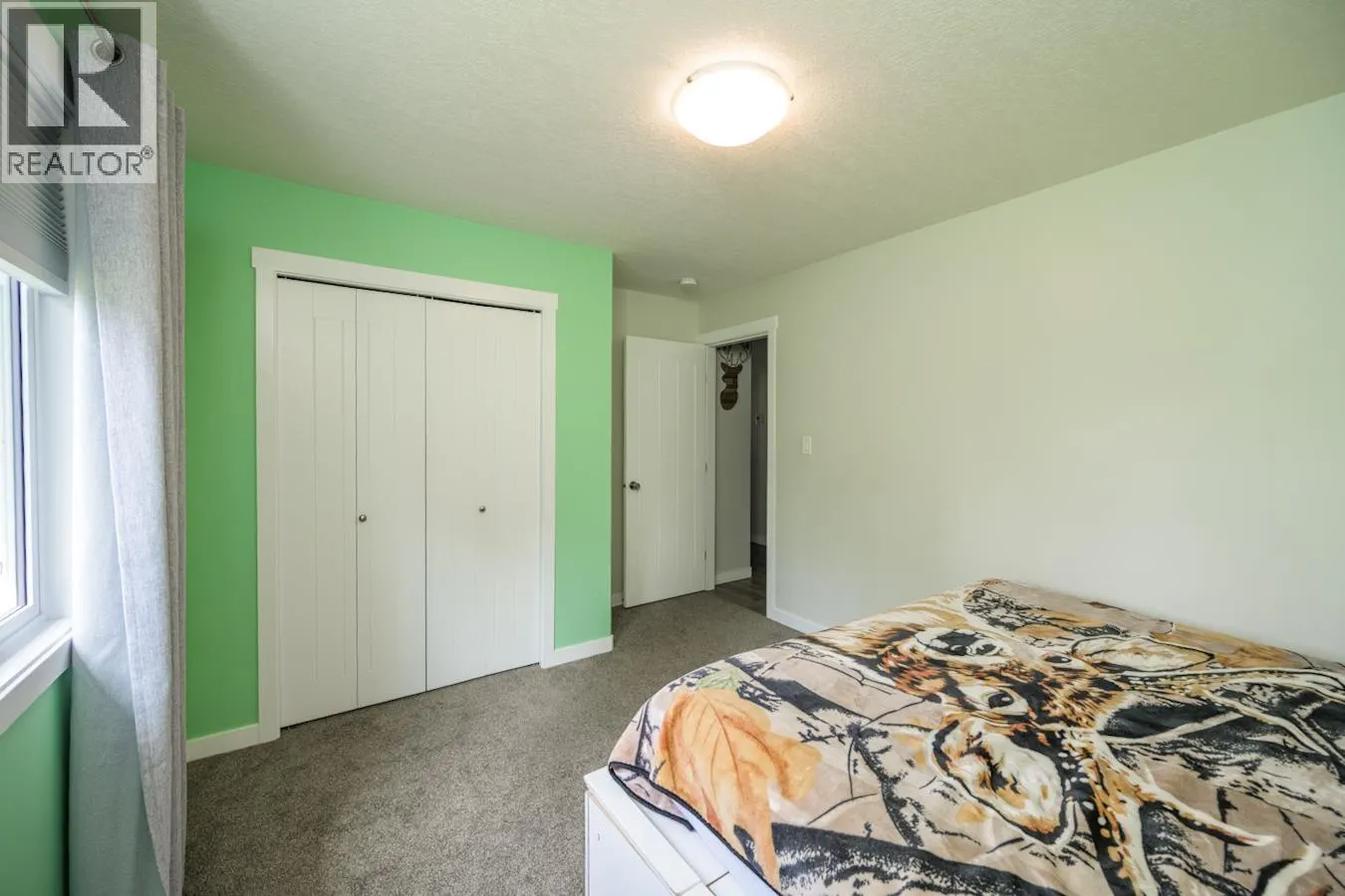 5591 WOODVALLEY DRIVE