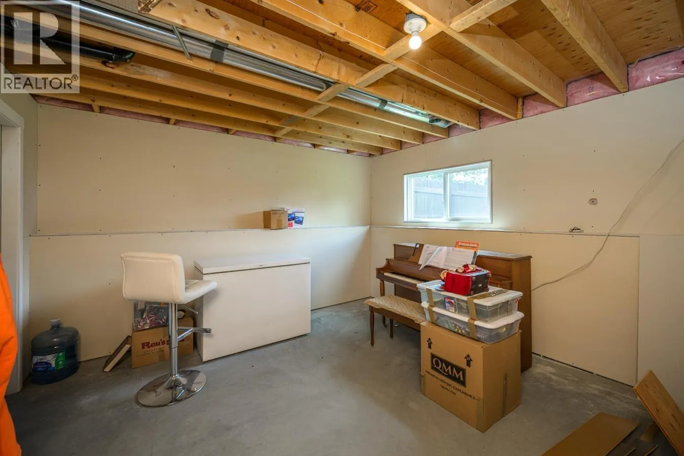 5591 WOODVALLEY DRIVE