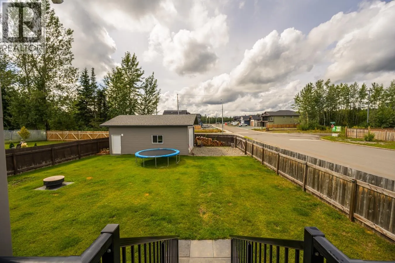 5591 WOODVALLEY DRIVE
