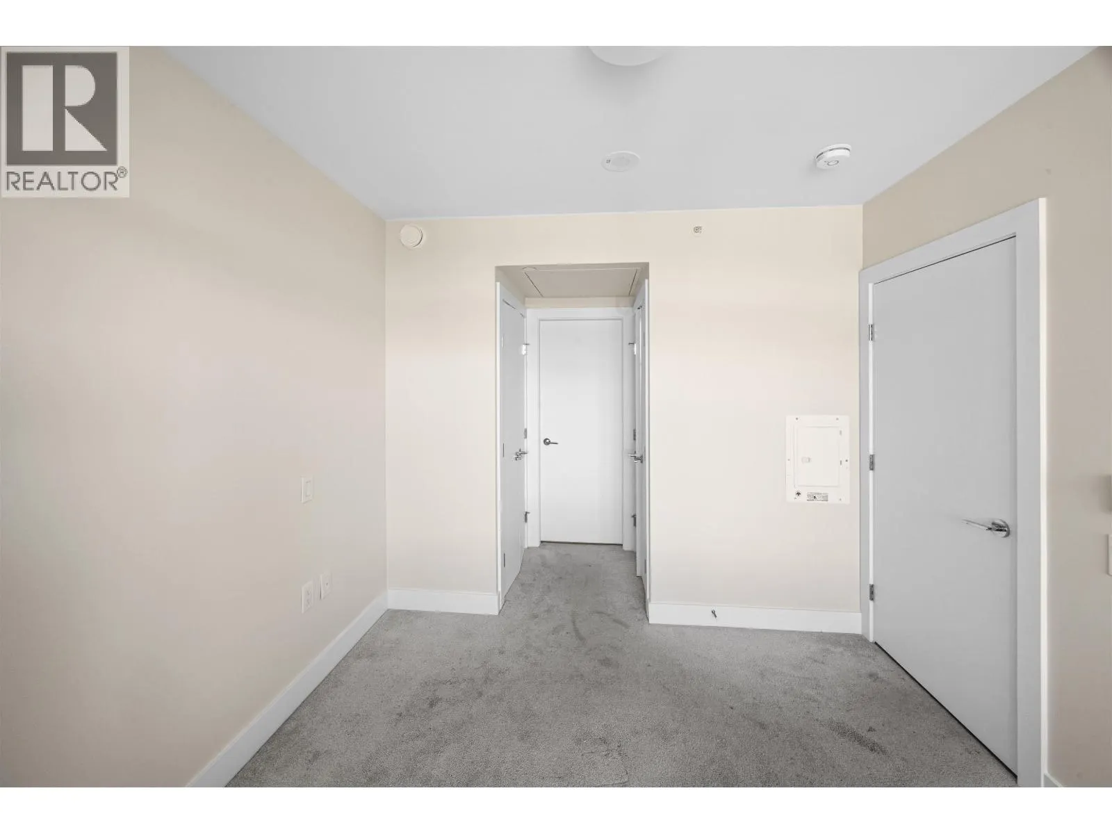 1403 258 NELSON'S COURT
