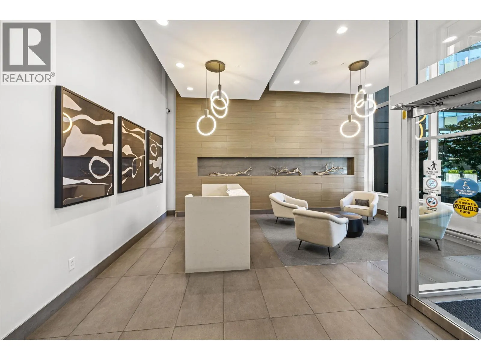 1403 258 NELSON'S COURT