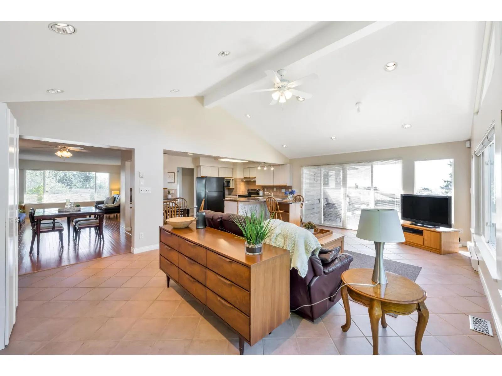 10601 HERMOSA DRIVE