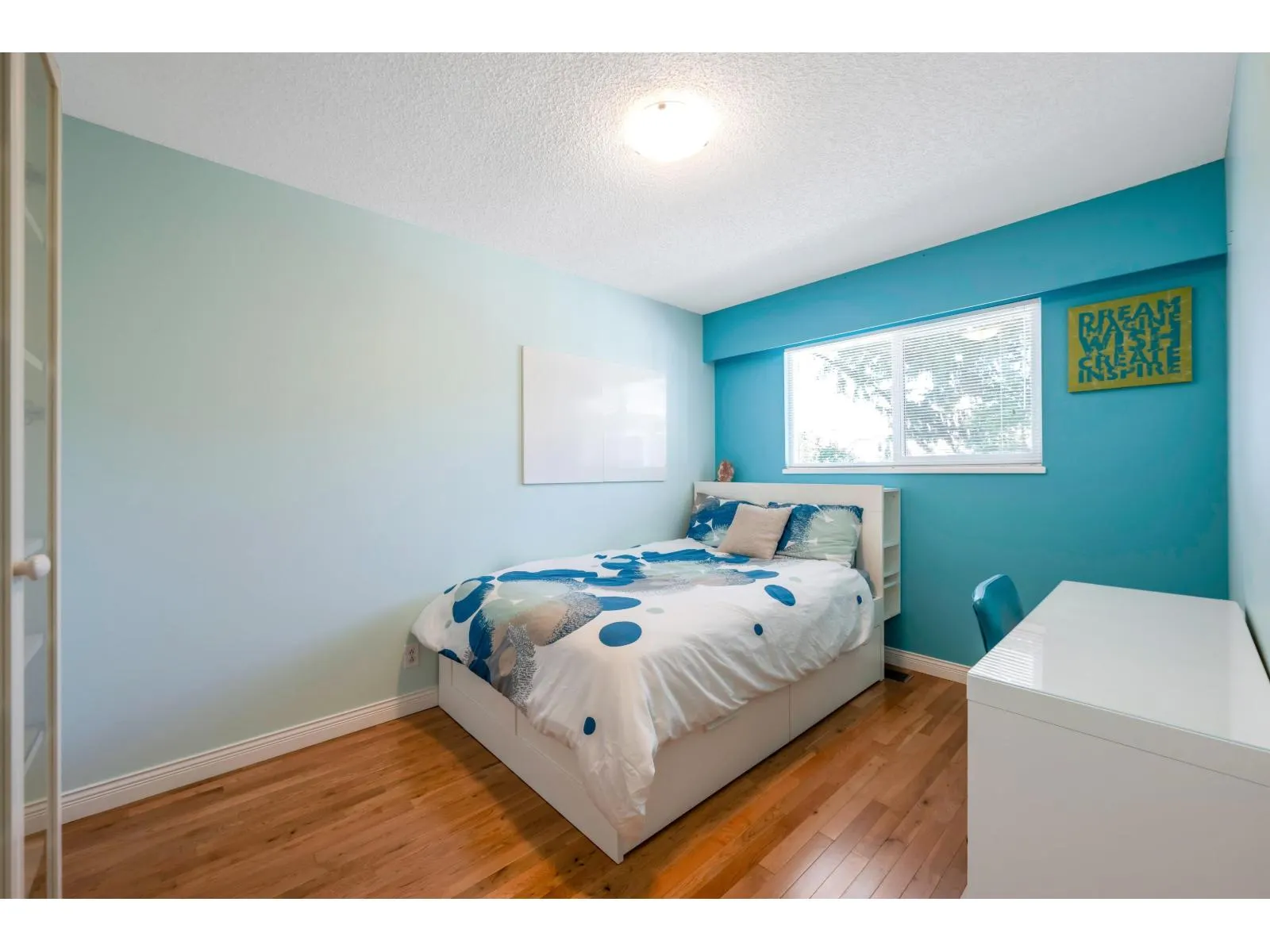 10601 HERMOSA DRIVE