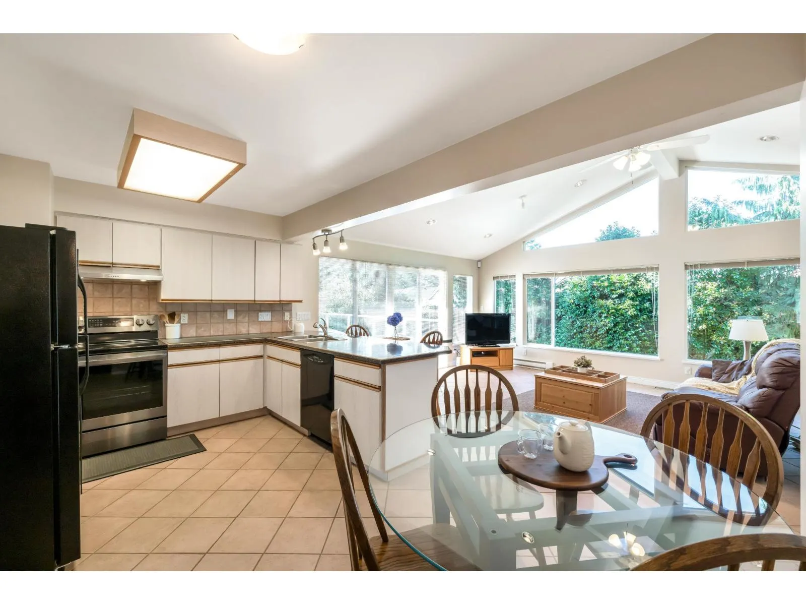 10601 HERMOSA DRIVE