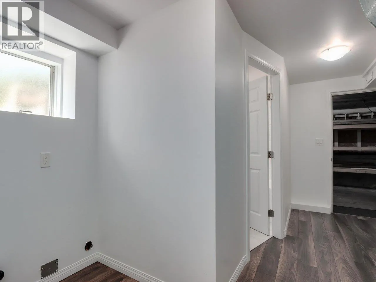 893 HUNTINGDON CRESCENT