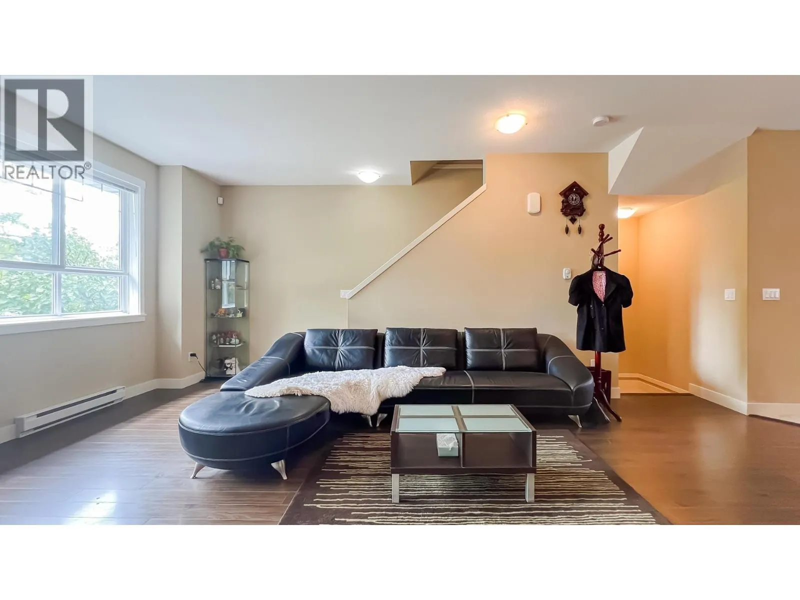 16 11393 STEVESTON HIGHWAY