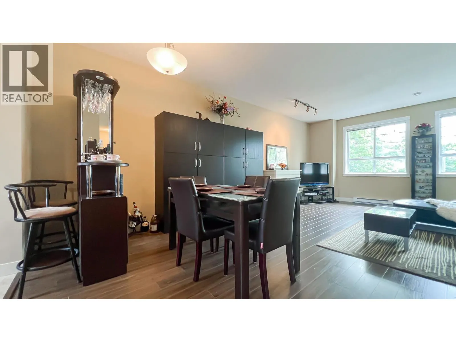 16 11393 STEVESTON HIGHWAY