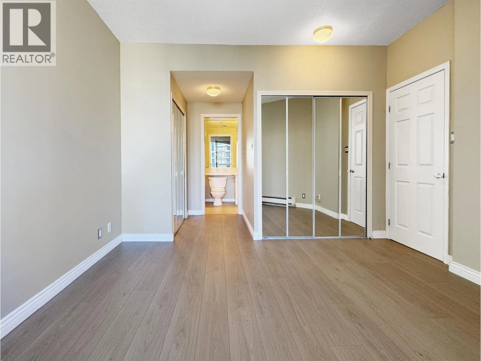 2406 6188 PATTERSON AVENUE