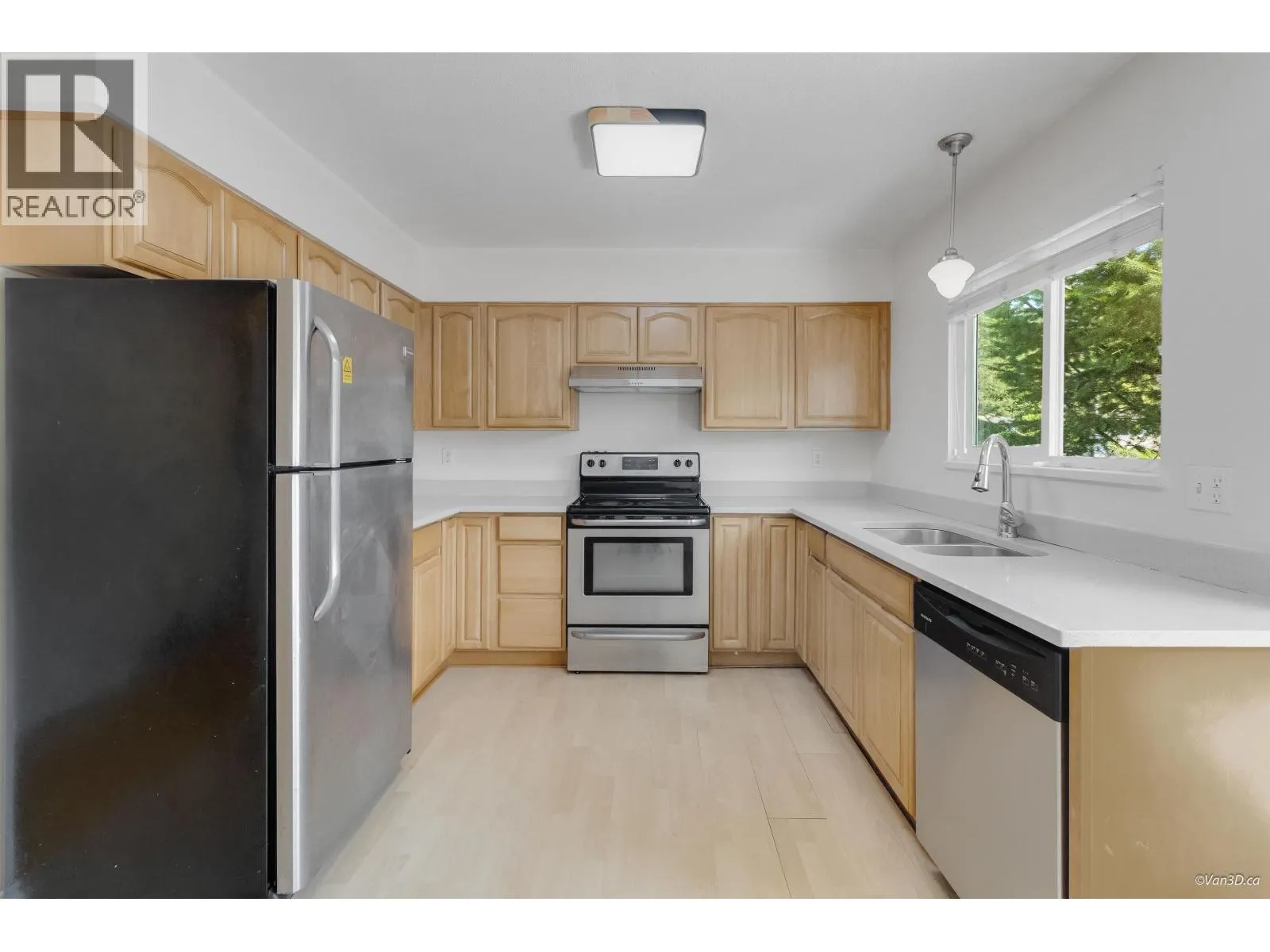 3184 SECHELT DRIVE