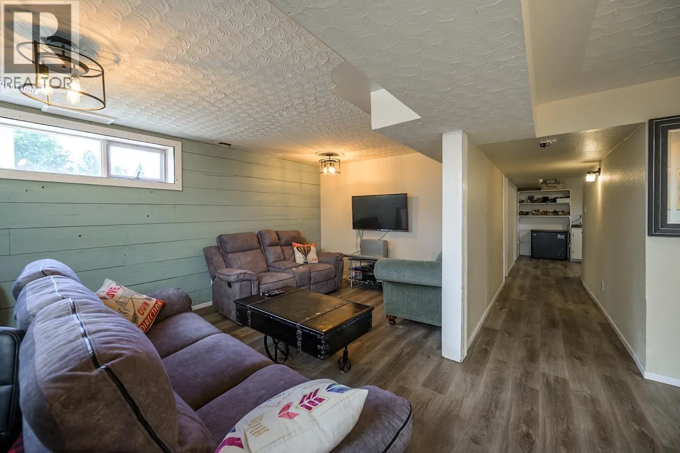 192 MCDERMID DRIVE