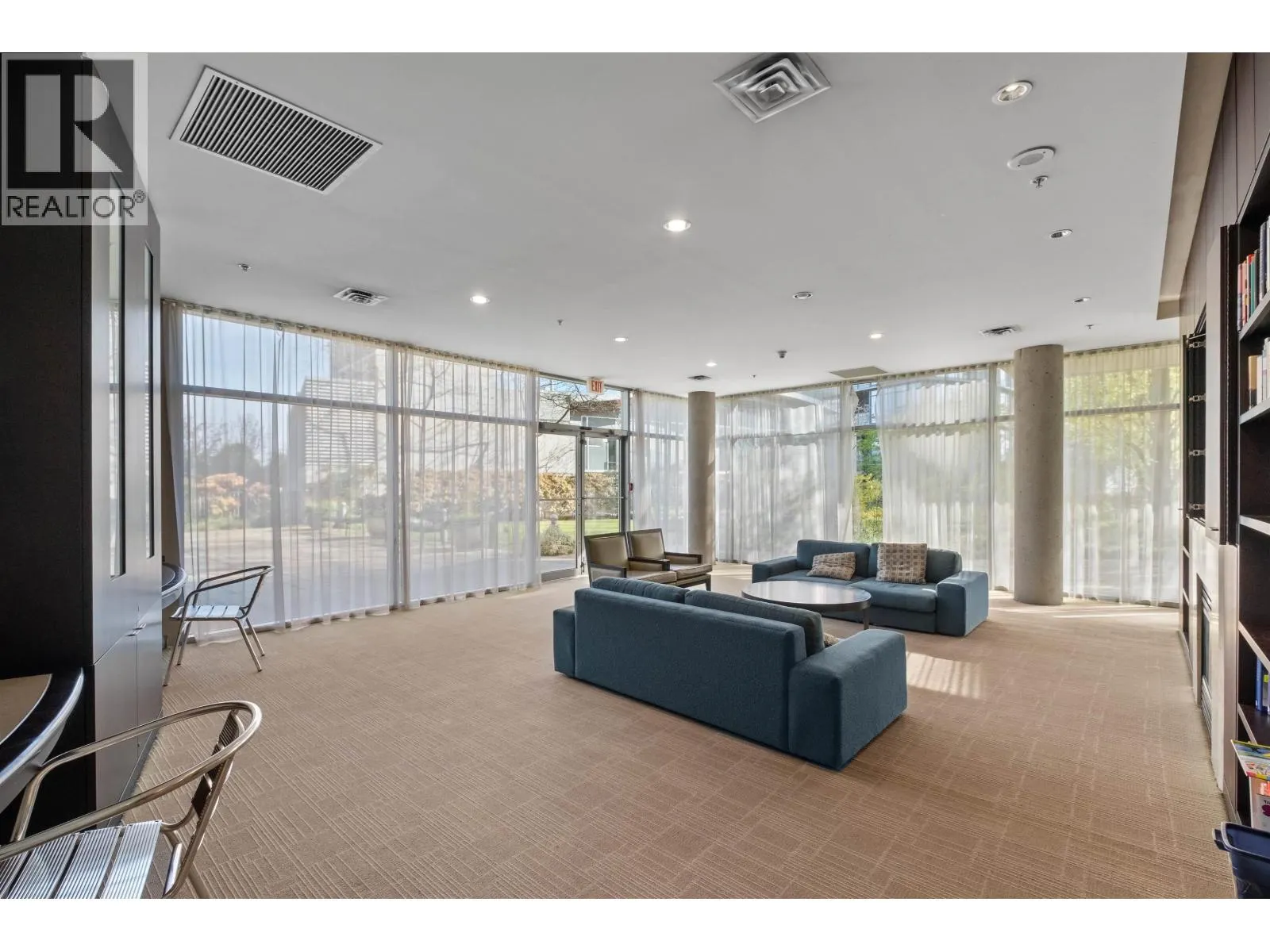 4201 1408 STRATHMORE MEWS