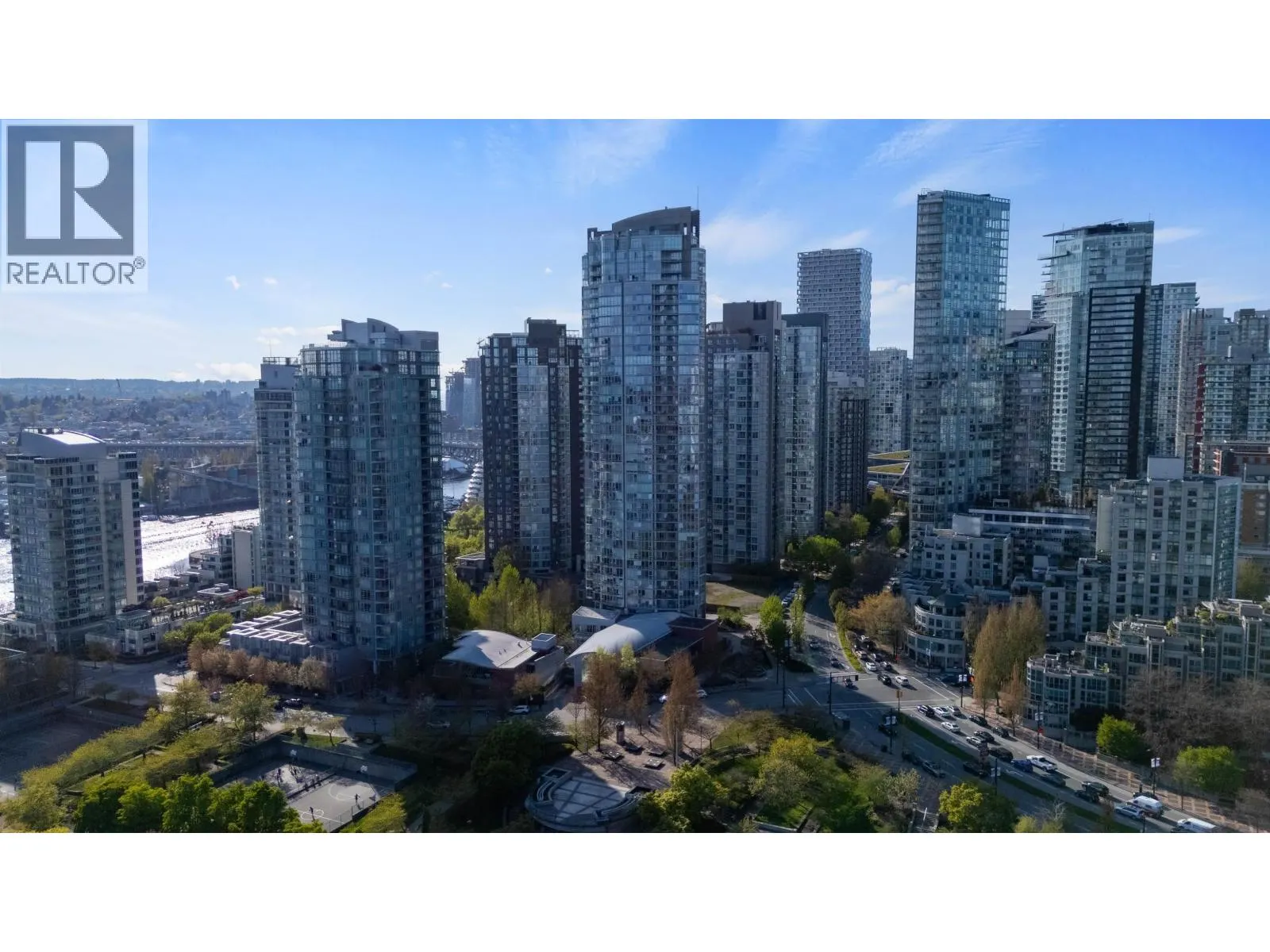 4201 1408 STRATHMORE MEWS