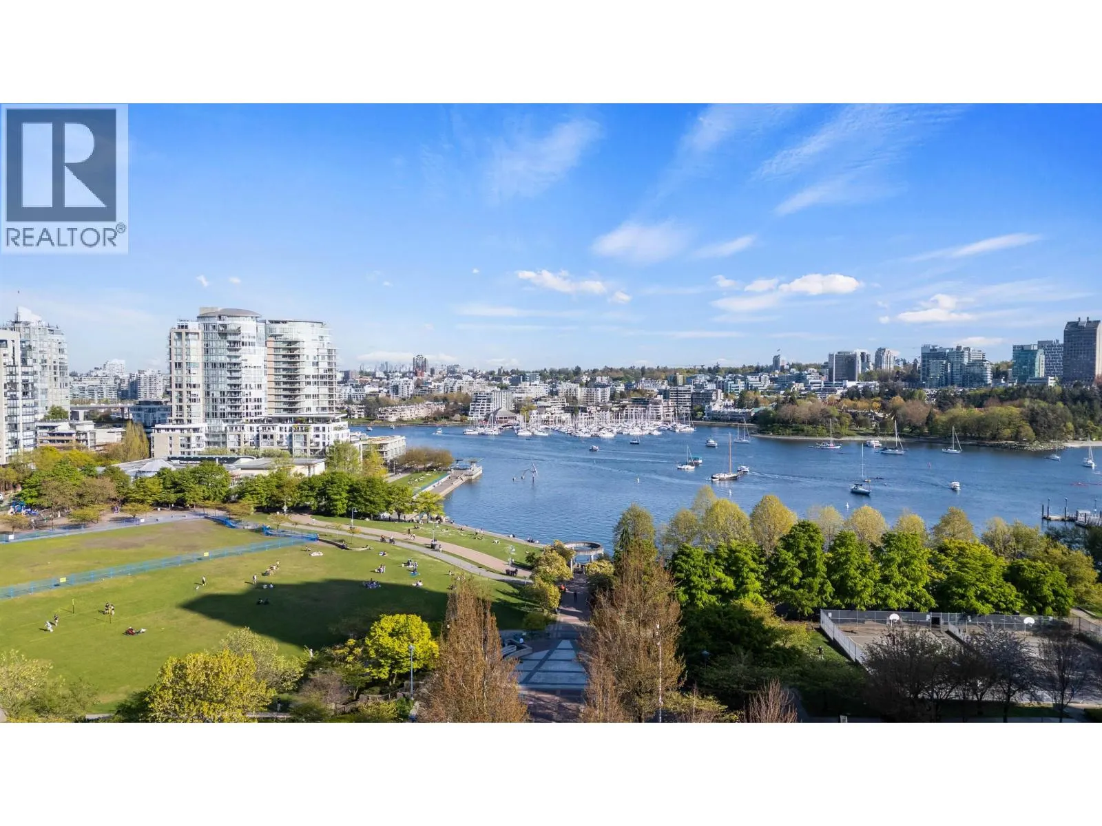 4201 1408 STRATHMORE MEWS