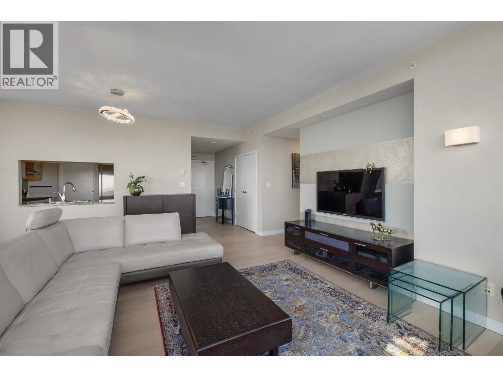 4201 1408 STRATHMORE MEWS