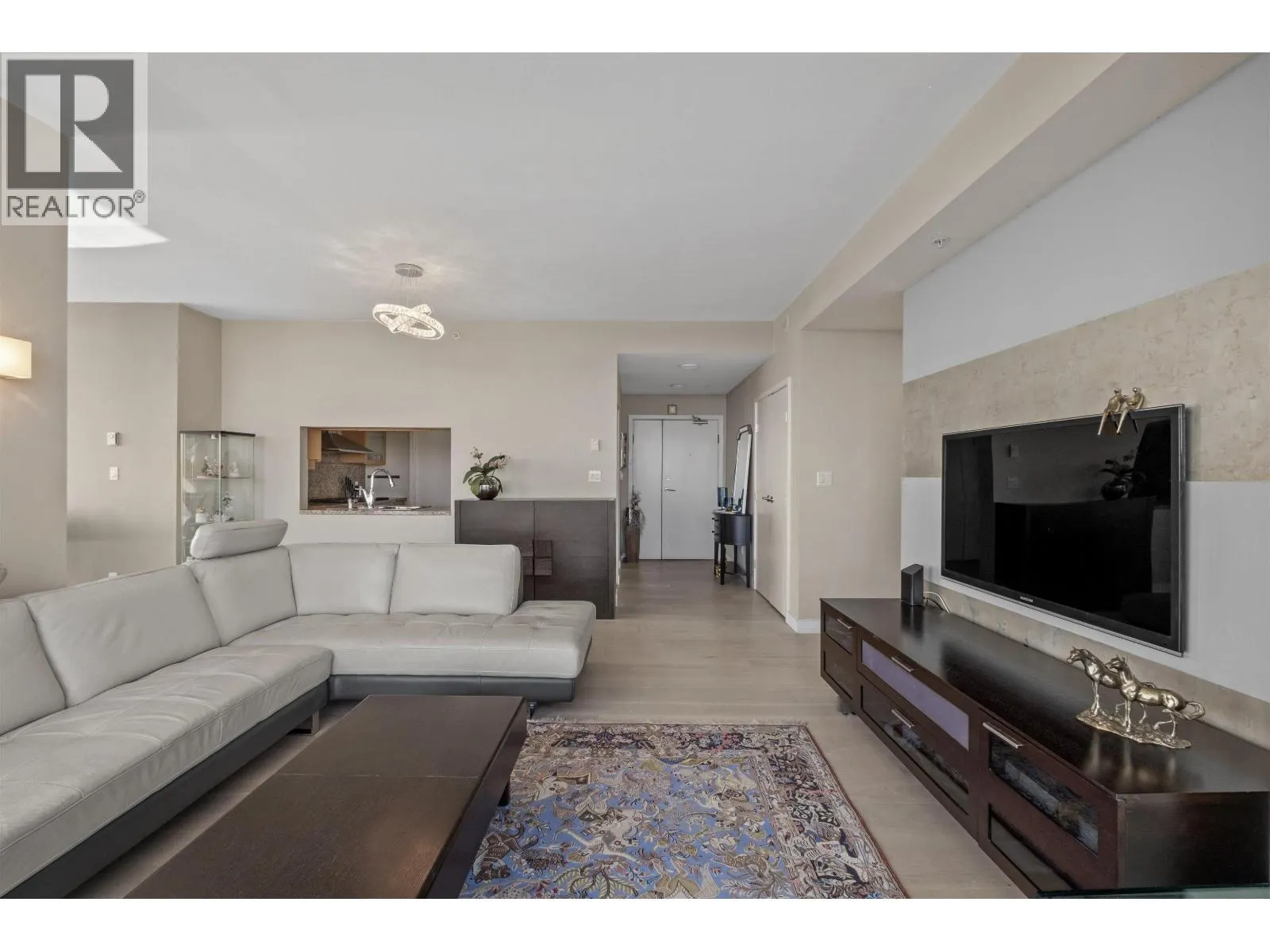 4201 1408 STRATHMORE MEWS