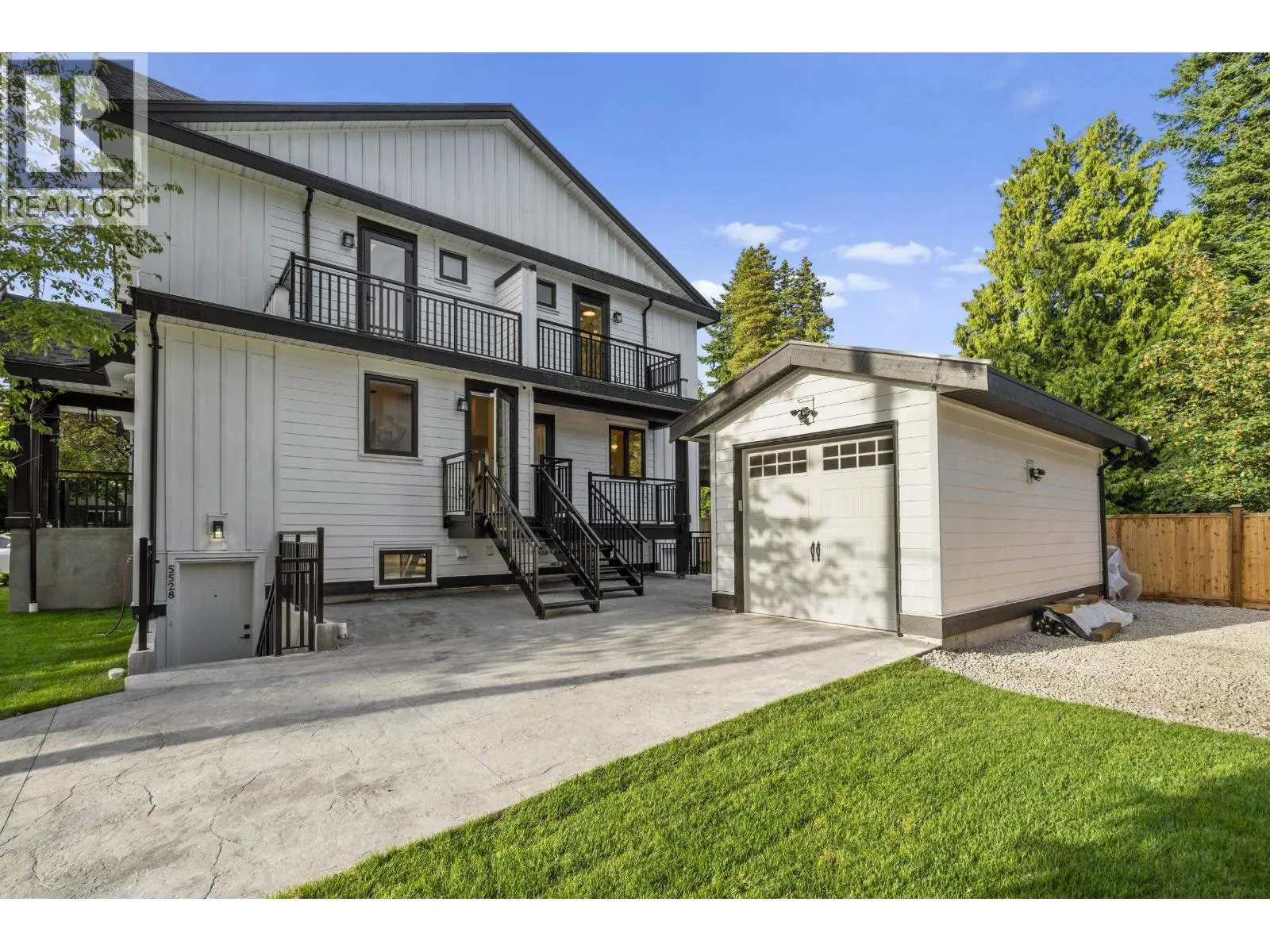 5528 BALACLAVA STREET