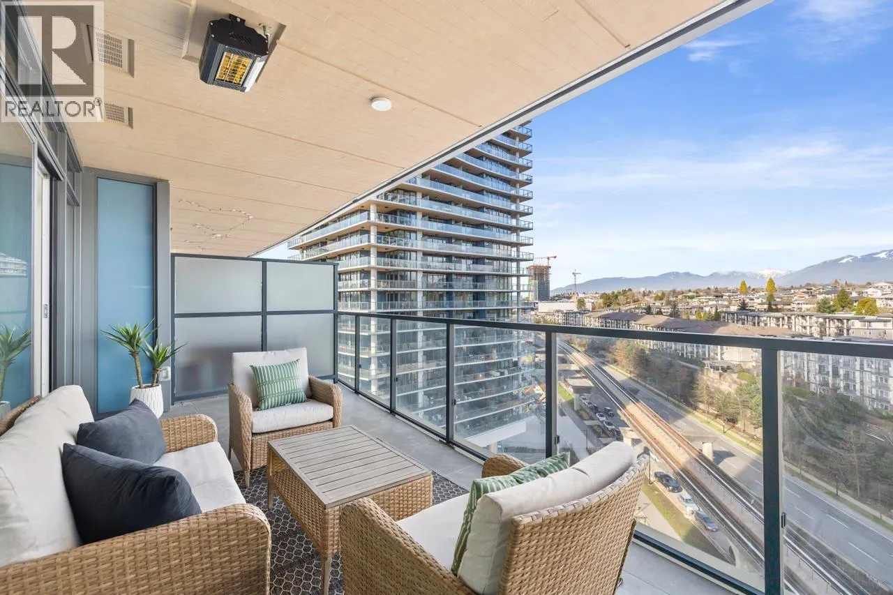 1006 4890 LOUGHEED HIGHWAY