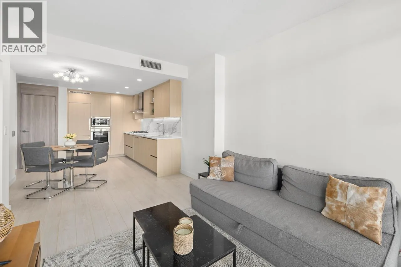 1006 4890 LOUGHEED HIGHWAY