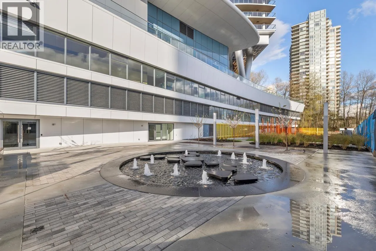 1006 4890 LOUGHEED HIGHWAY