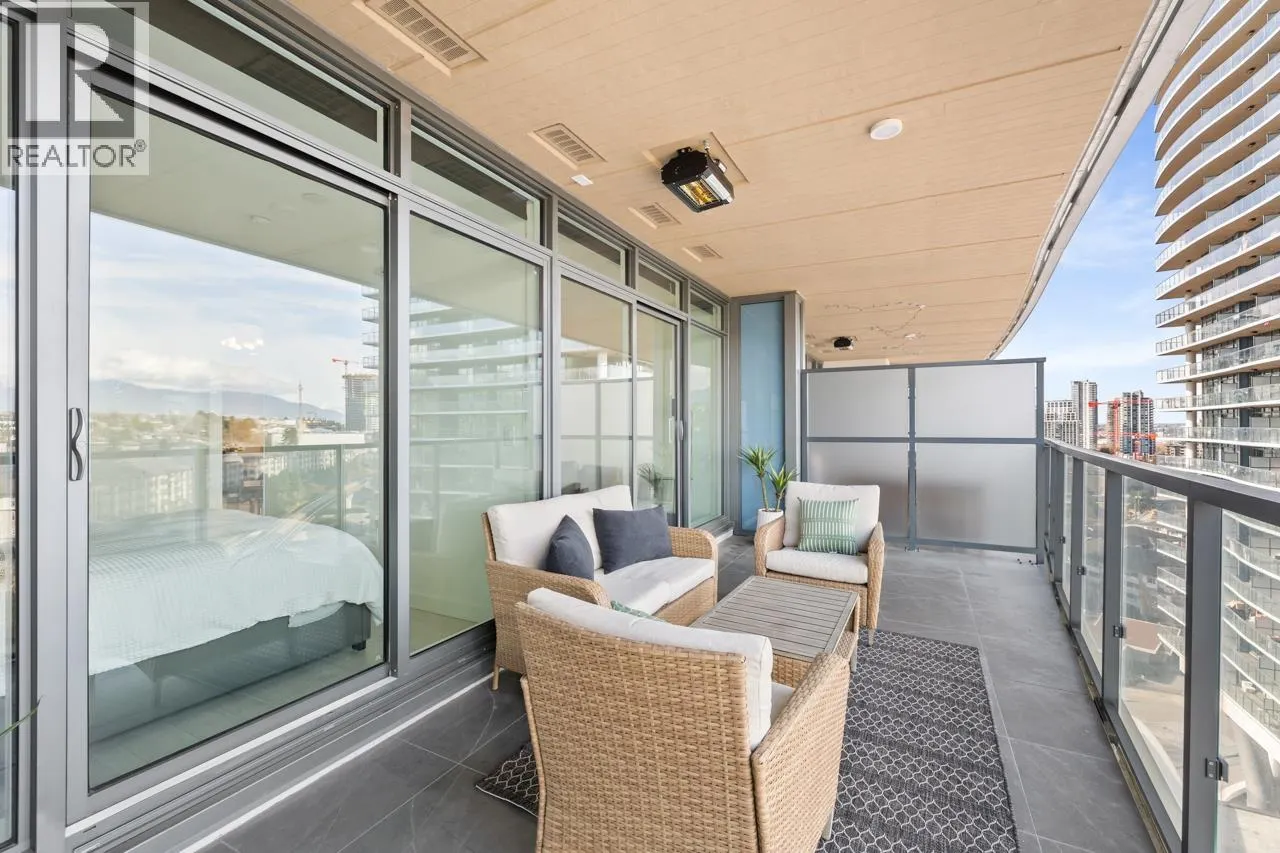 1006 4890 LOUGHEED HIGHWAY