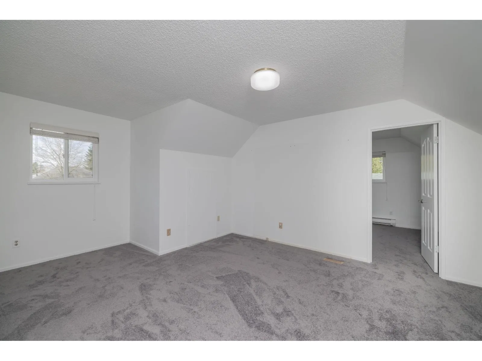 4458 BENZ CRESCENT
