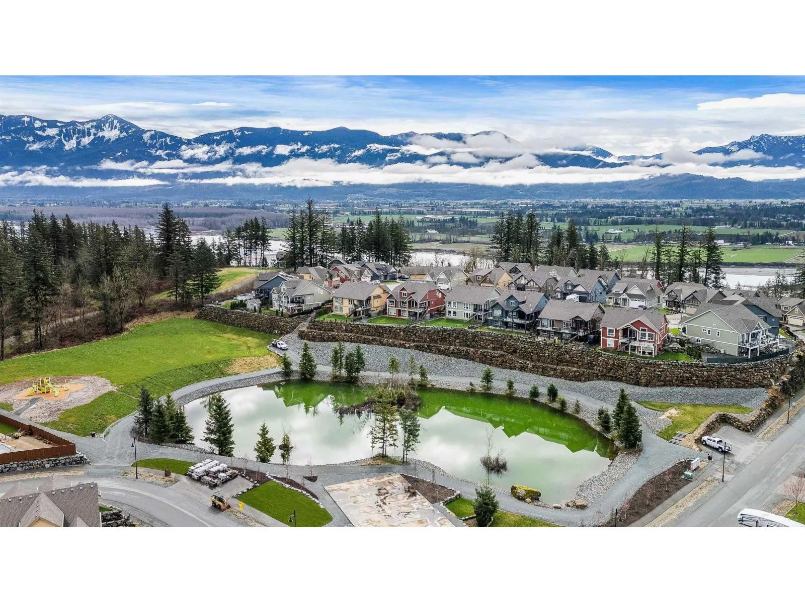 1306 STROMDAHL PLACE|Mt Woodside