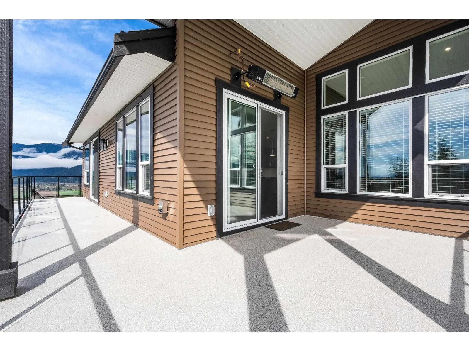 1306 STROMDAHL PLACE|Mt Woodside