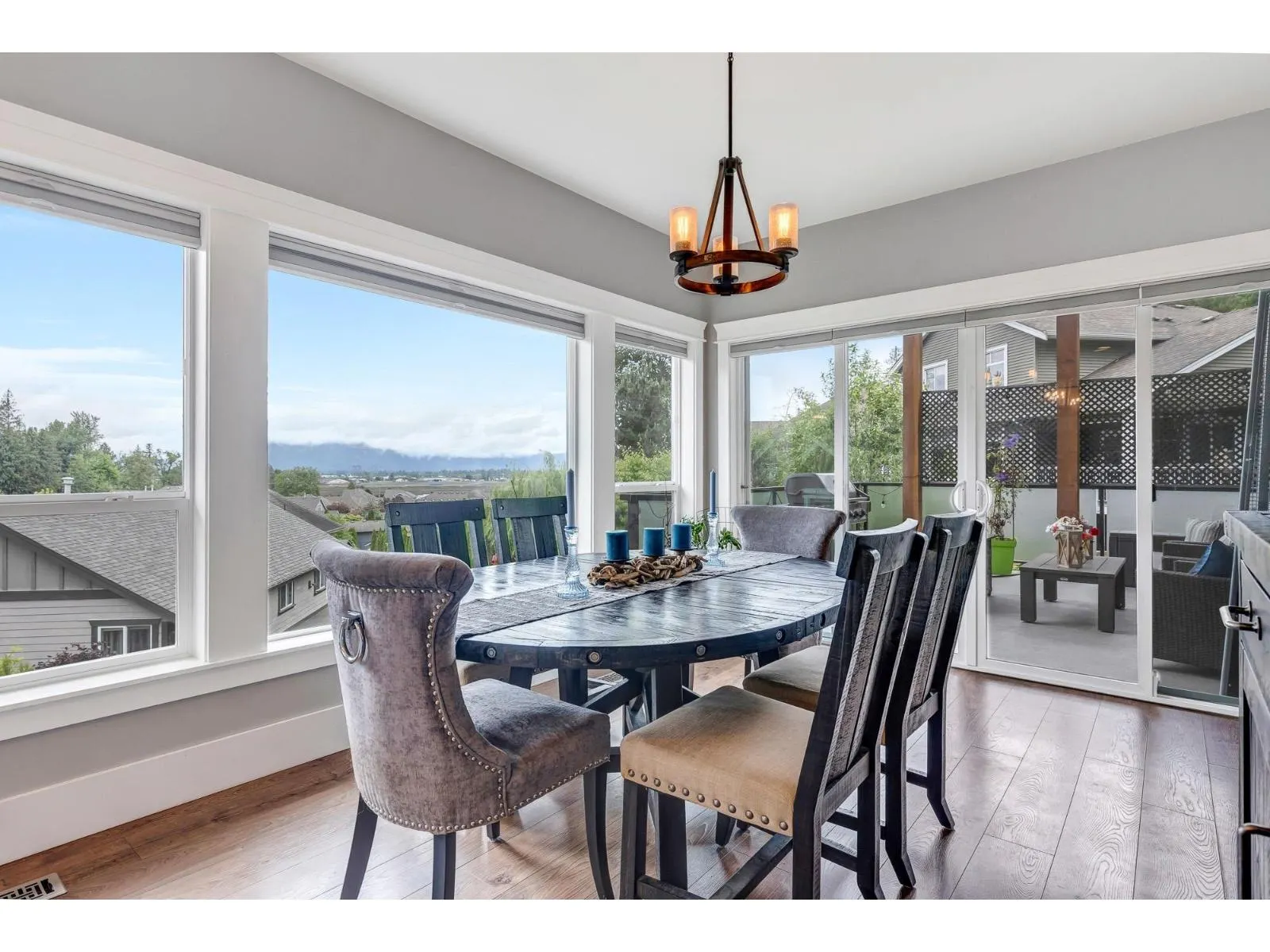 10 7854 BROOKWOOD PLACE|Eastern Hillsides