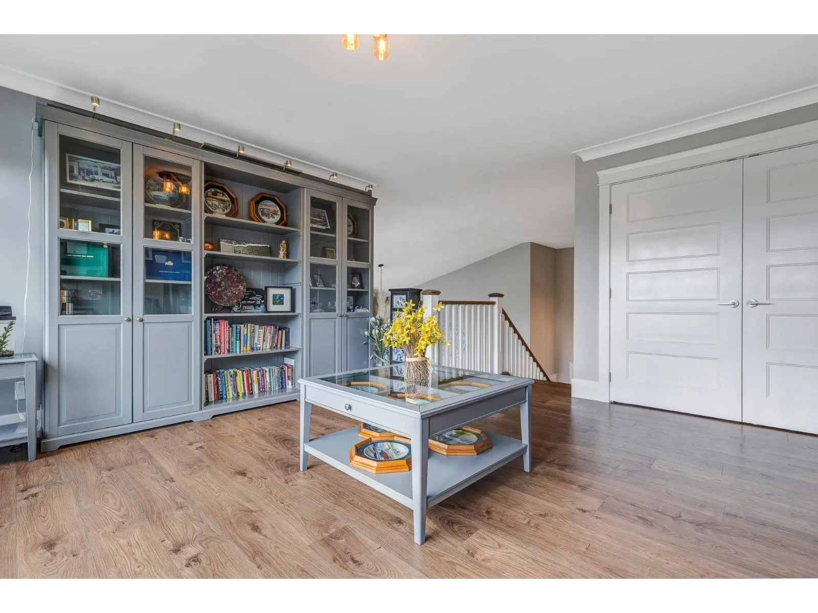 10 7854 BROOKWOOD PLACE|Eastern Hillsides