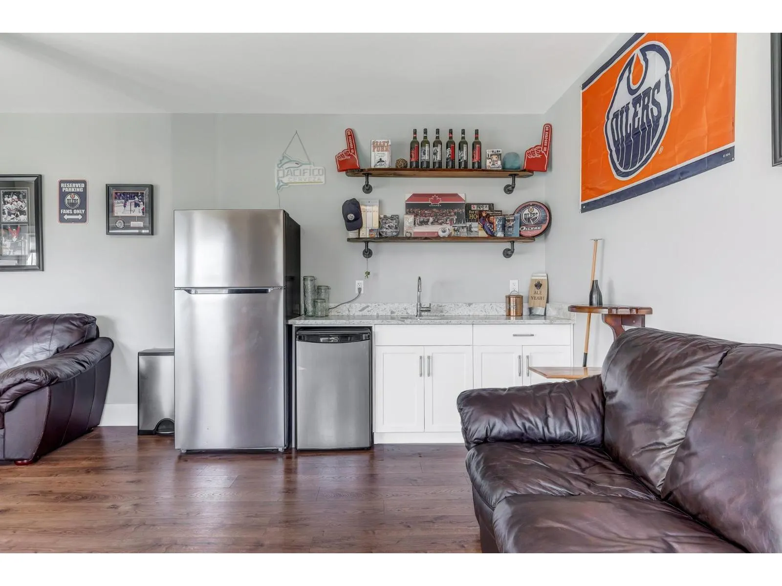 10 7854 BROOKWOOD PLACE|Eastern Hillsides
