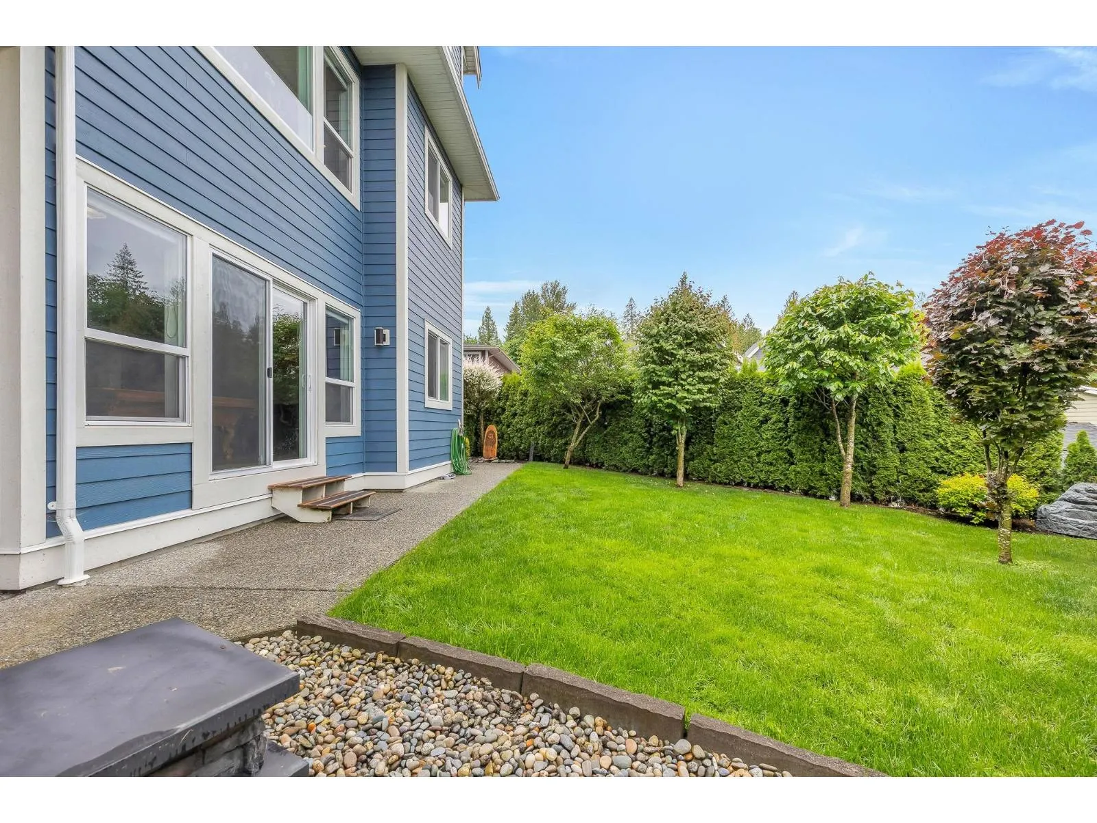 10 7854 BROOKWOOD PLACE|Eastern Hillsides