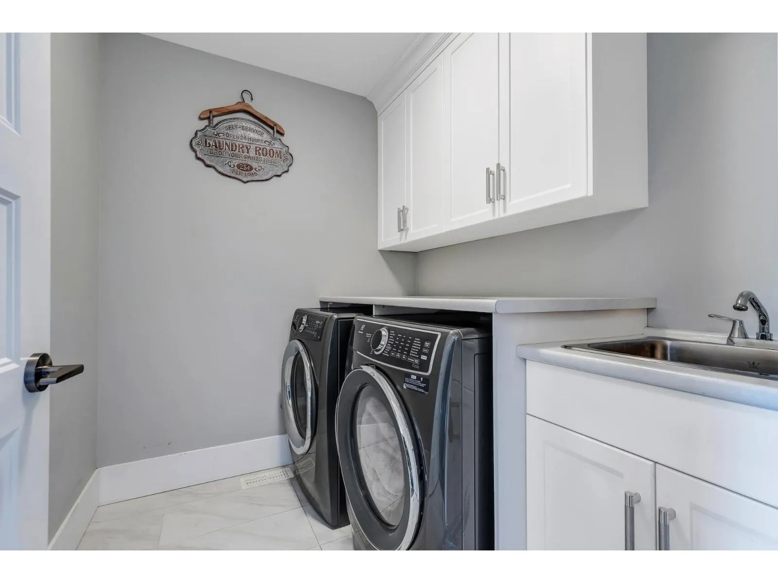 10 7854 BROOKWOOD PLACE|Eastern Hillsides