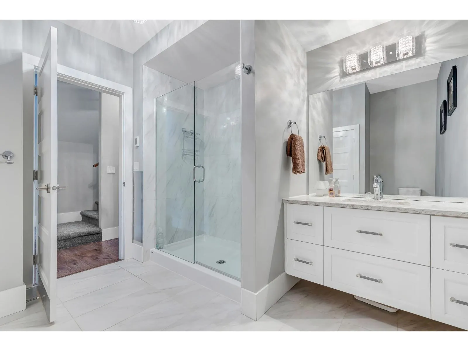 10 7854 BROOKWOOD PLACE|Eastern Hillsides