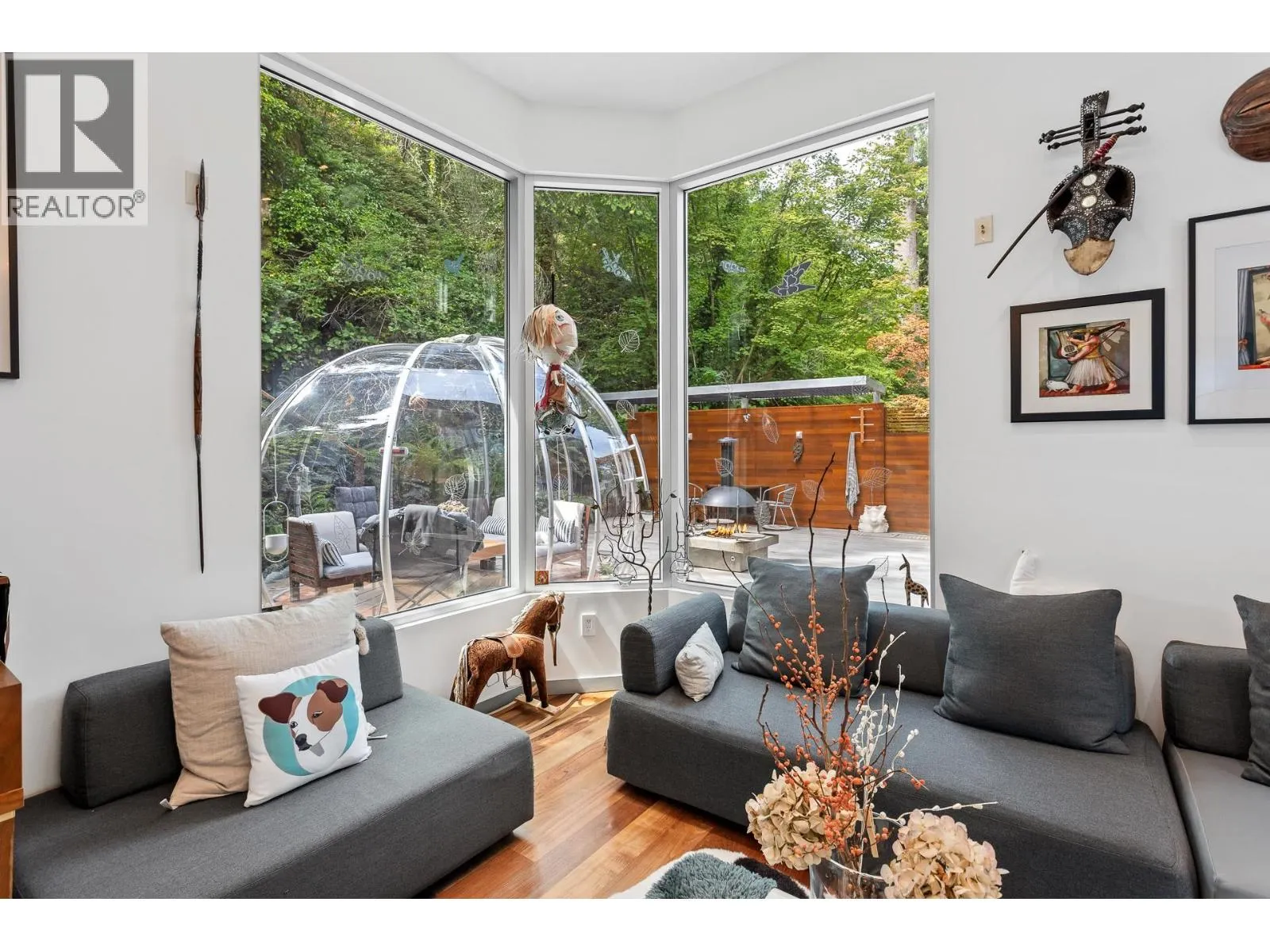 4527 STRATHCONA ROAD