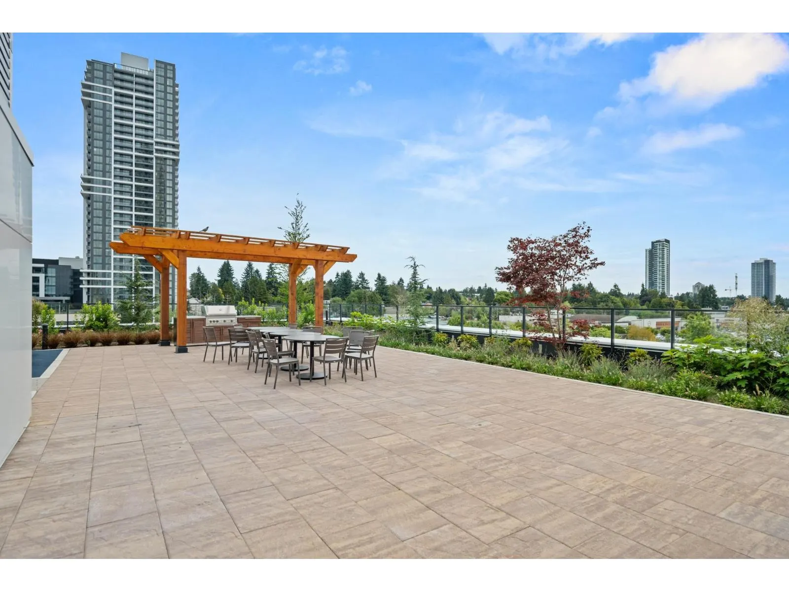3908 10750 135A STREET