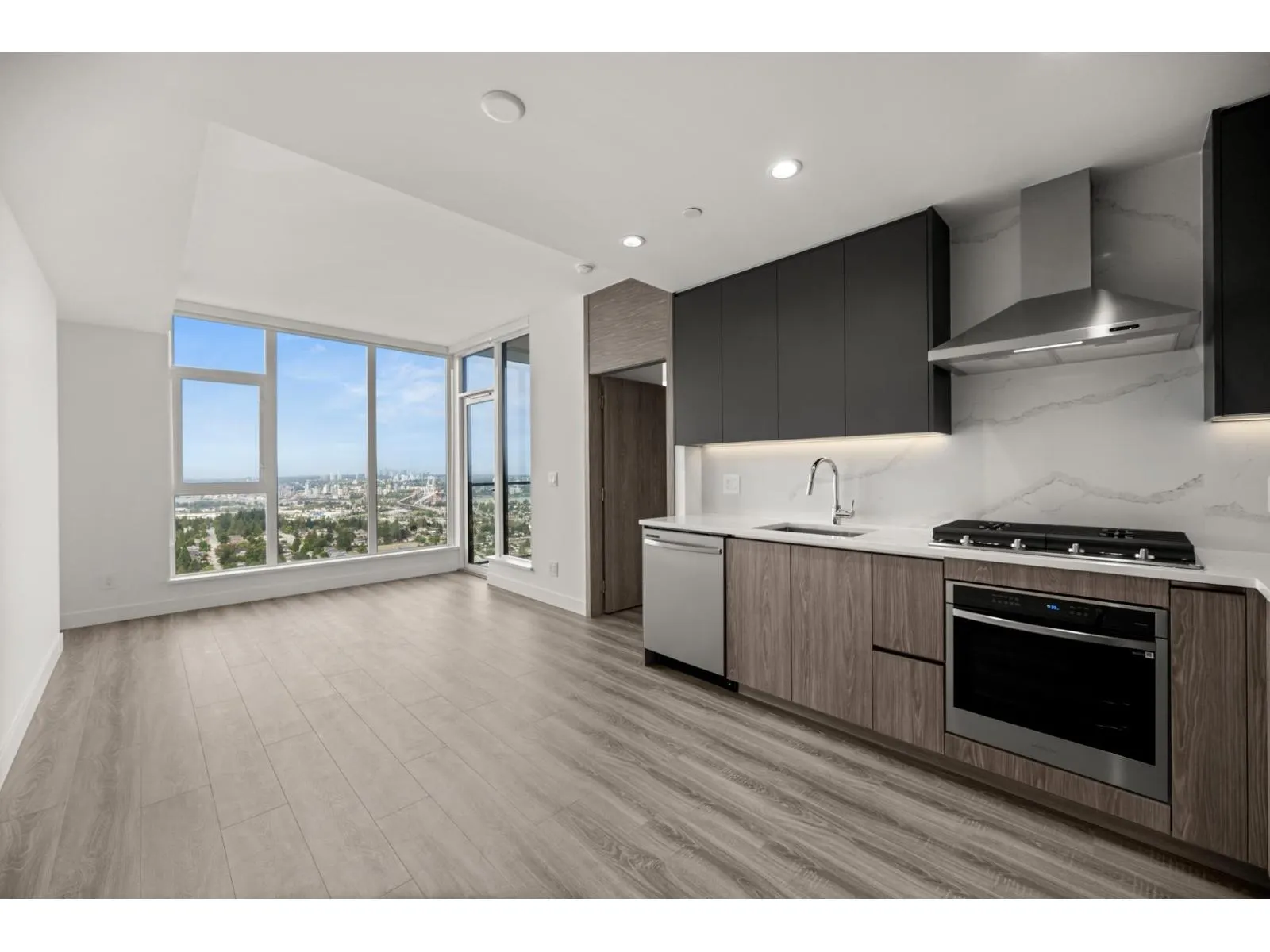 3908 10750 135A STREET