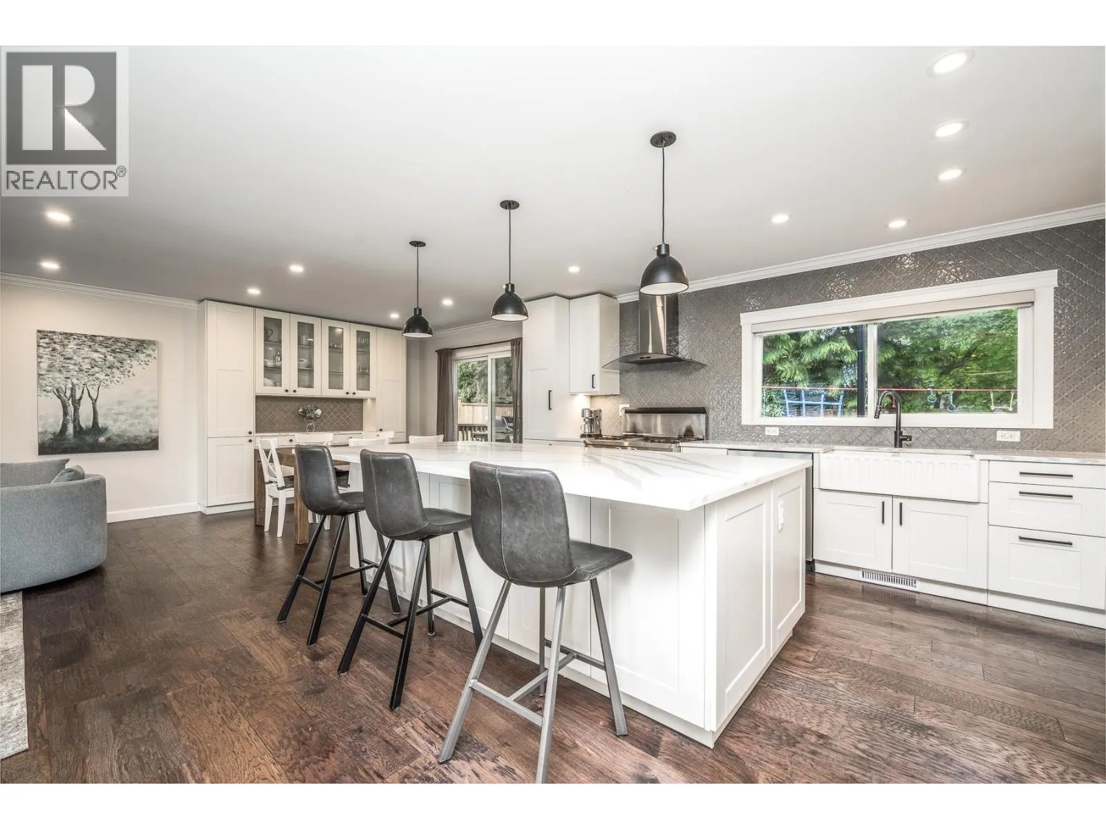 5047 ERIN WAY