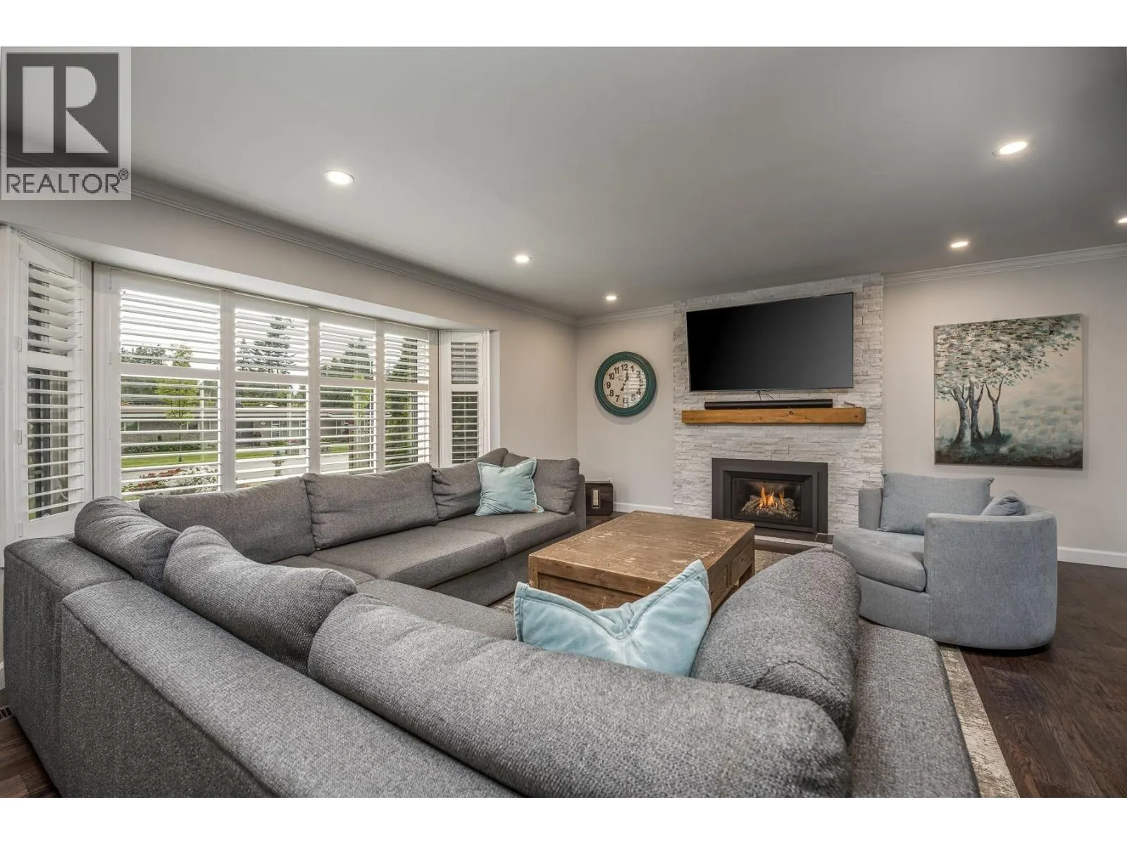 5047 ERIN WAY