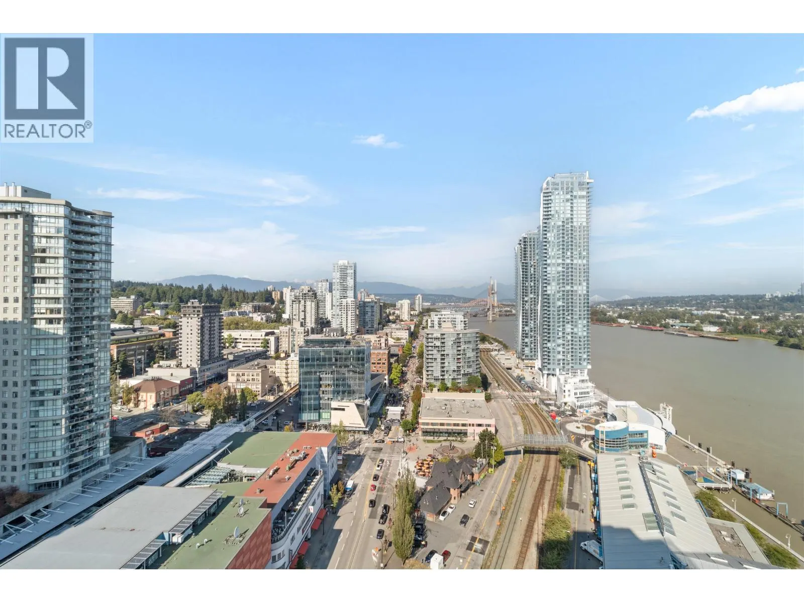 2711 908 QUAYSIDE DRIVE