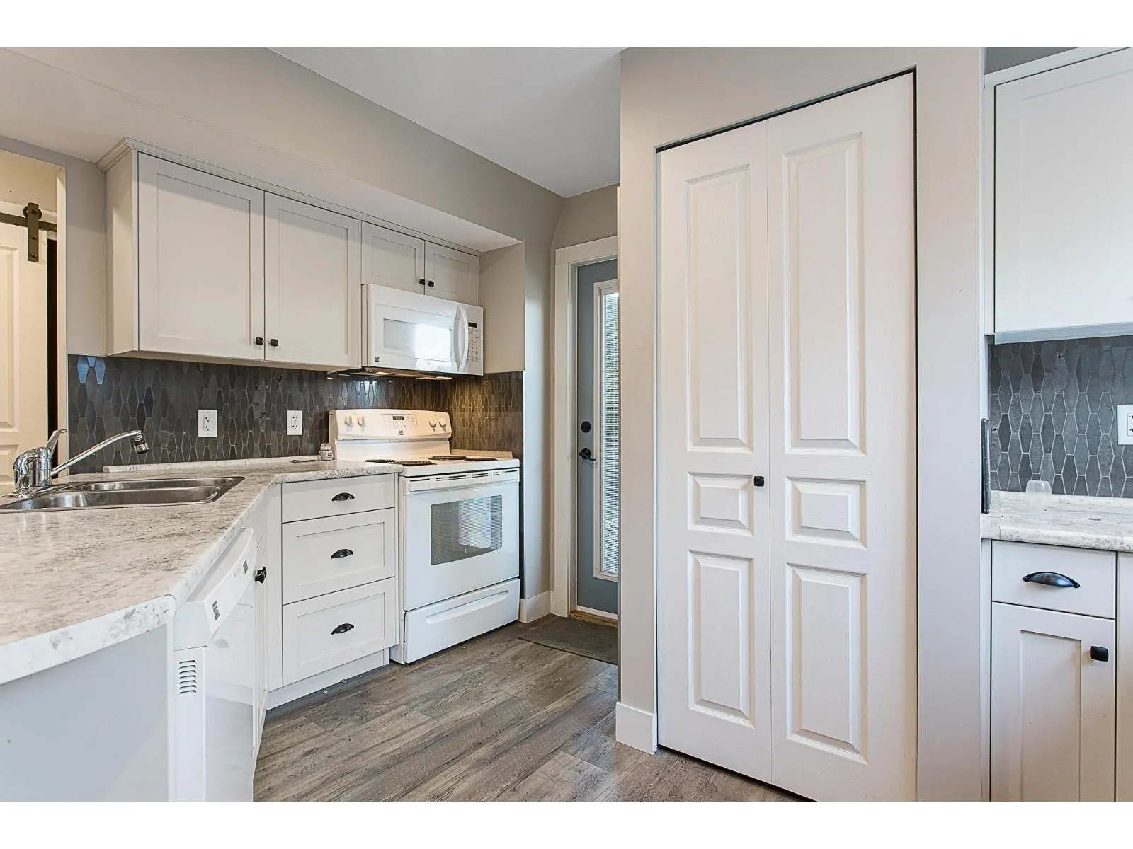 46282 VALLEYVIEW ROAD|Promontory