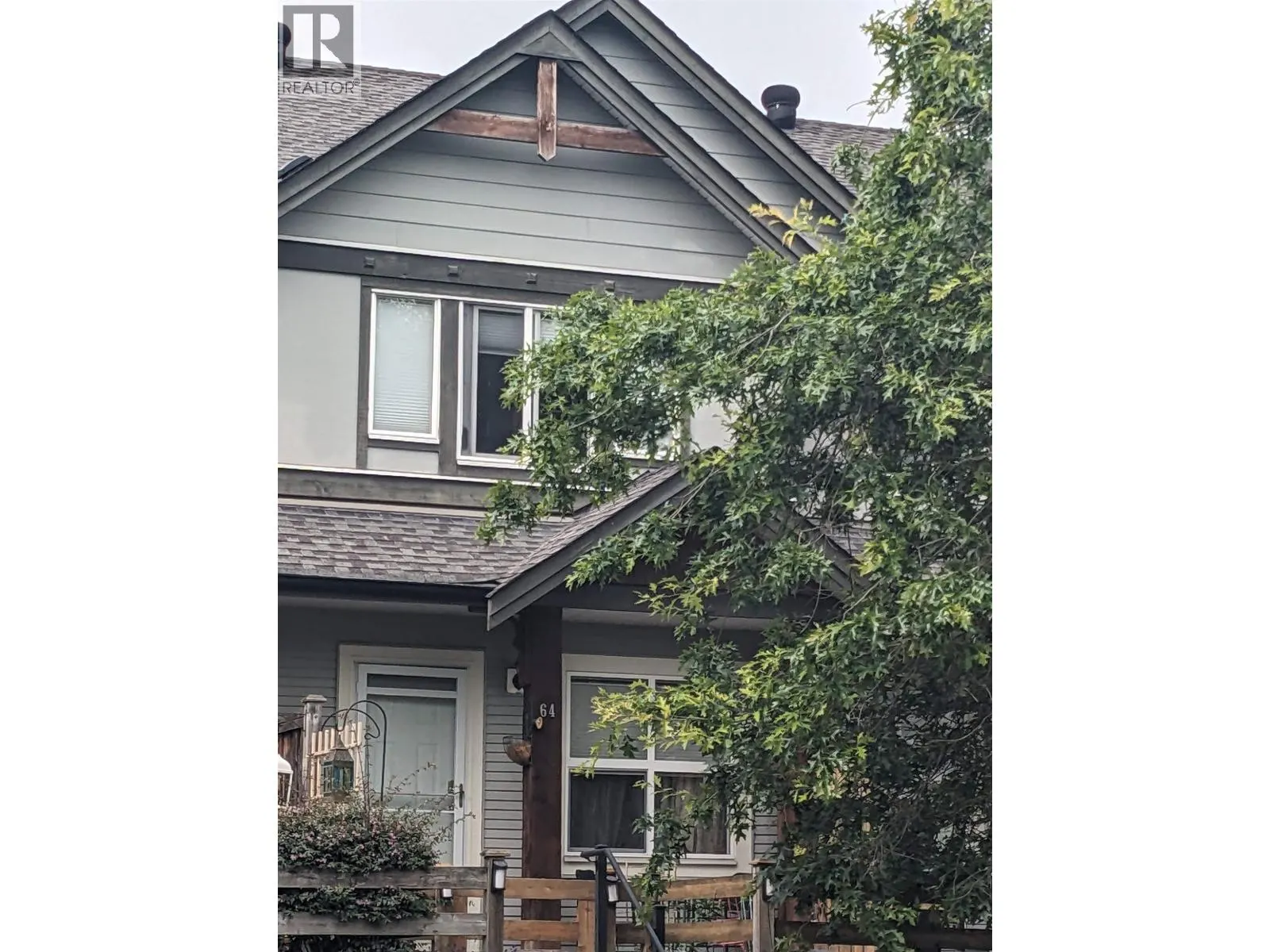 64 1055 RIVERWOOD GATE