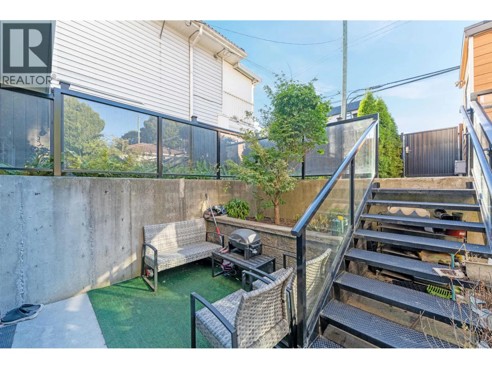 5069 EARLES STREET