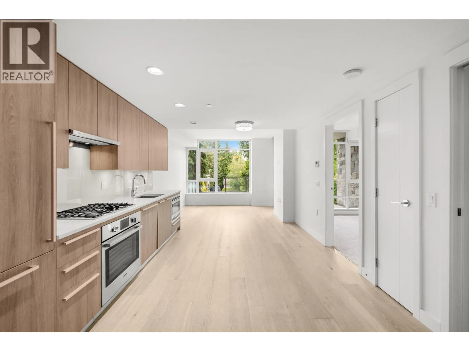 107 2738 LIBRARY LANE