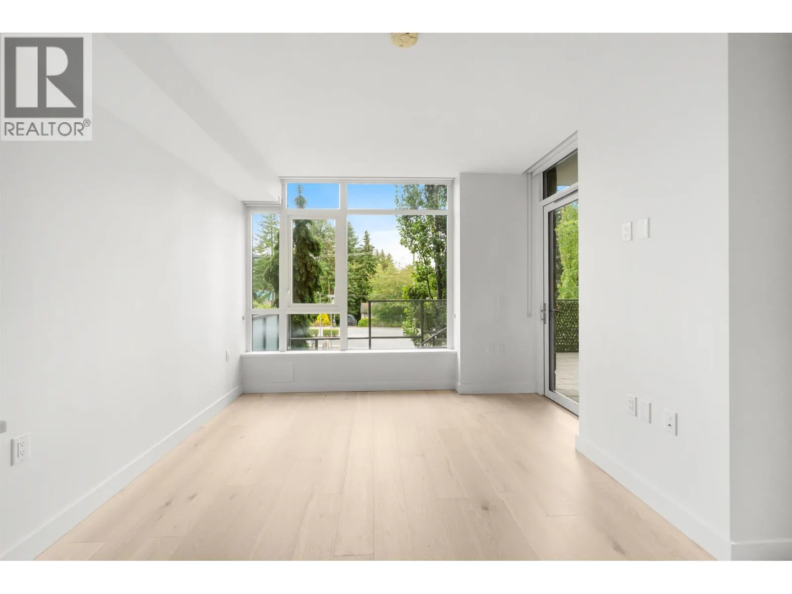 107 2738 LIBRARY LANE